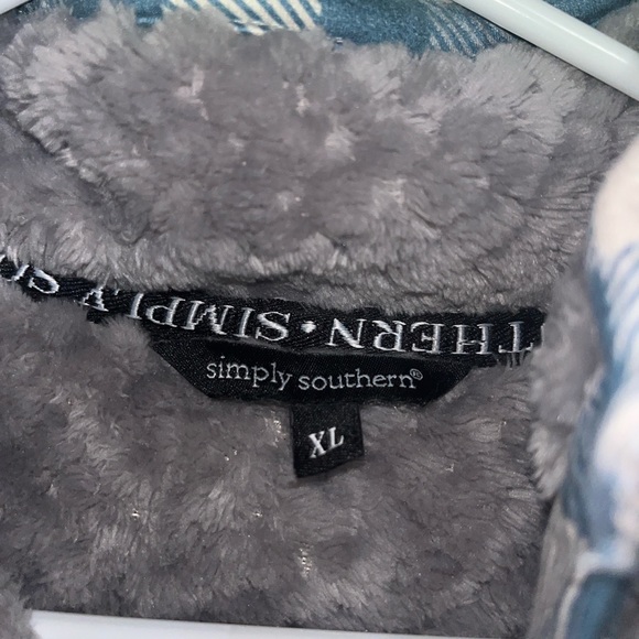 Gray Sherpa Sweatshirt - Picture 3 of 3